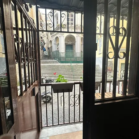 Aria Di Apartment